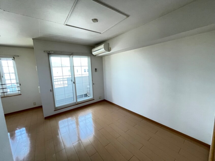 居室 シャルマンメゾン