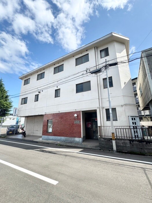 外観写真 服部ビル