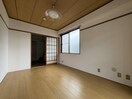 居室 服部ビル
