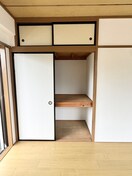 収納 服部ビル