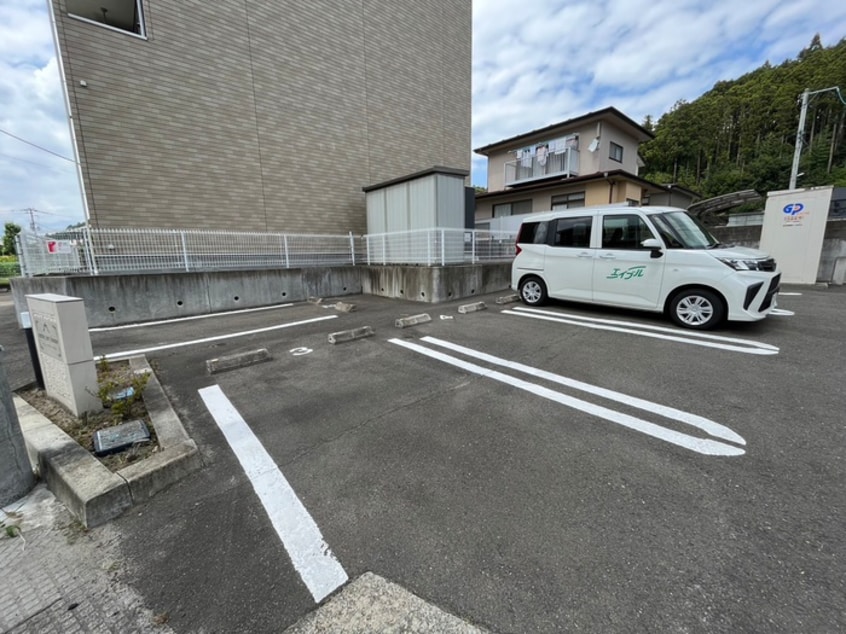 駐車場 サニーエアリーハウス