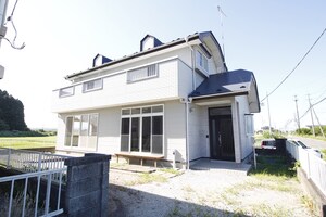 角田町田貸家