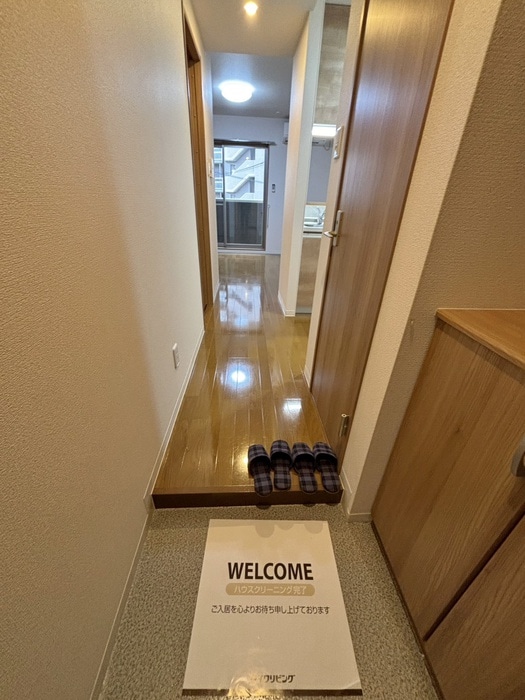 玄関 フラッツ市名坂