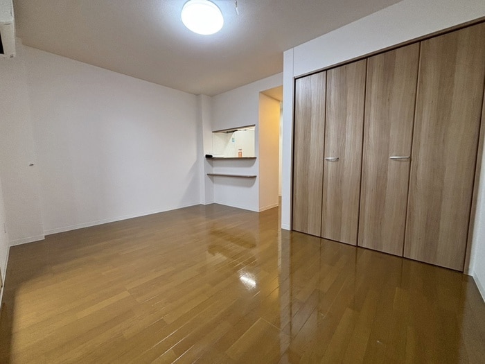 居室 フラッツ市名坂