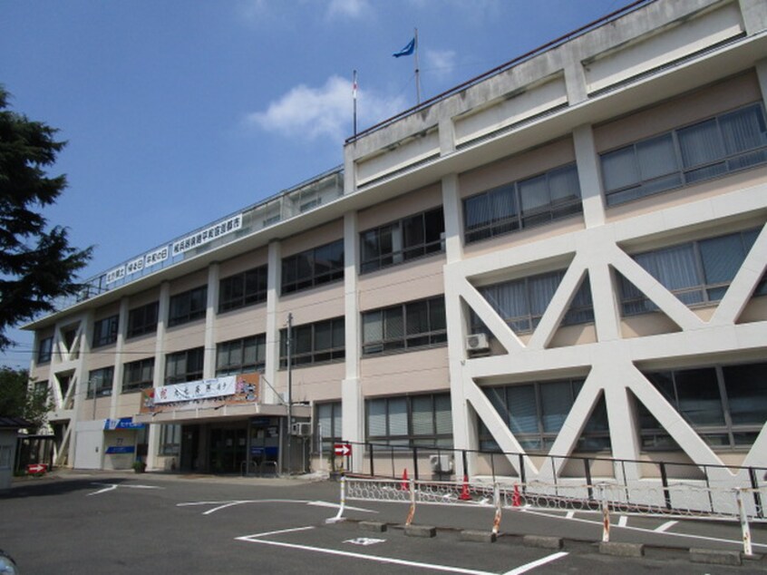 塩釜市役所(役所)まで220m Azul旭町
