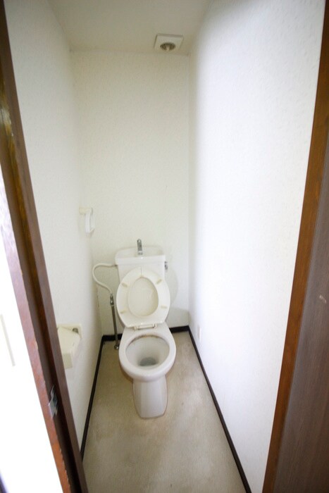 トイレ ヴィラ・エクシード