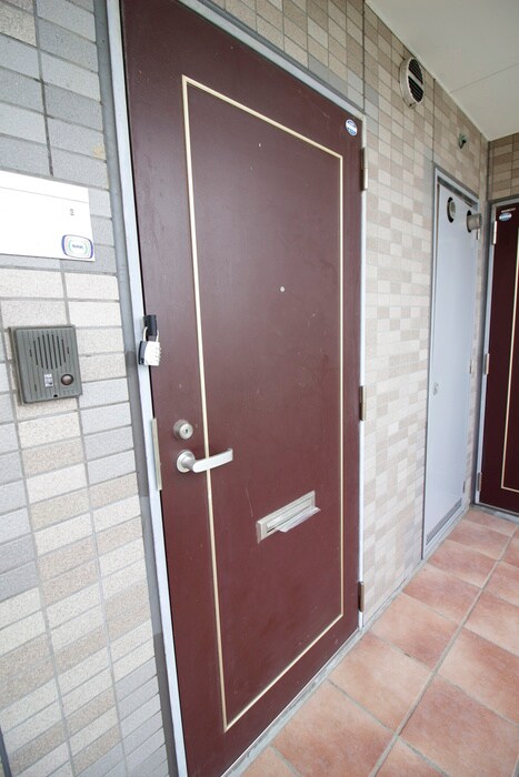 玄関 ヴィラ・エクシード