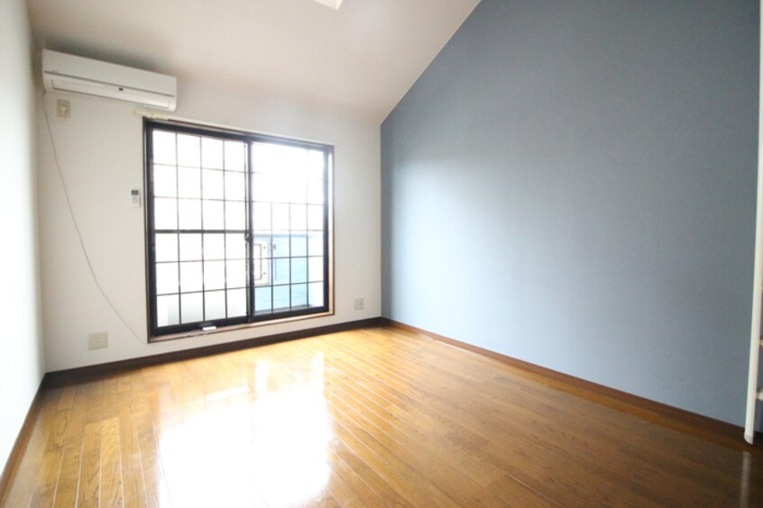 居室 アヴァンセ富沢南壱番館