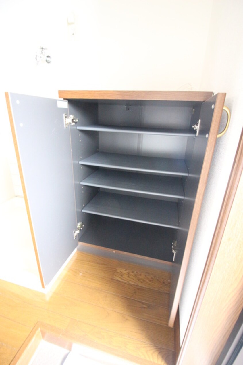 靴箱 アヴァンセ富沢南壱番館