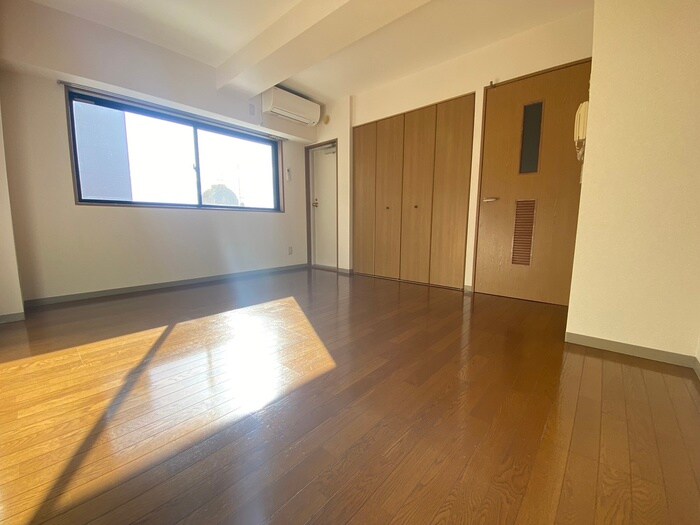 居室 モンソレイユ