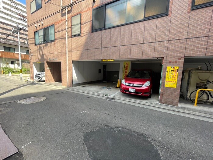 駐車場 モンソレイユ