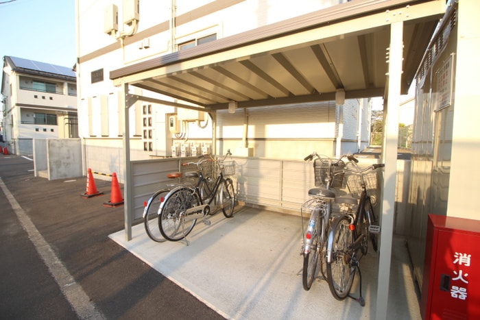駐輪場 クレストⅣ