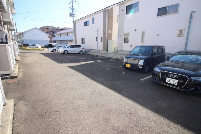 駐車場 エルディム古澤