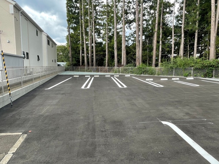 駐車場 杜の風　人来田