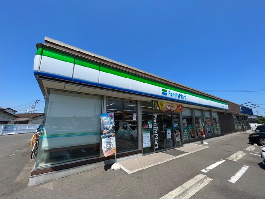 ファミリーマート名取田高店(コンビニ)まで350m アーバンシティ名取ⅡA