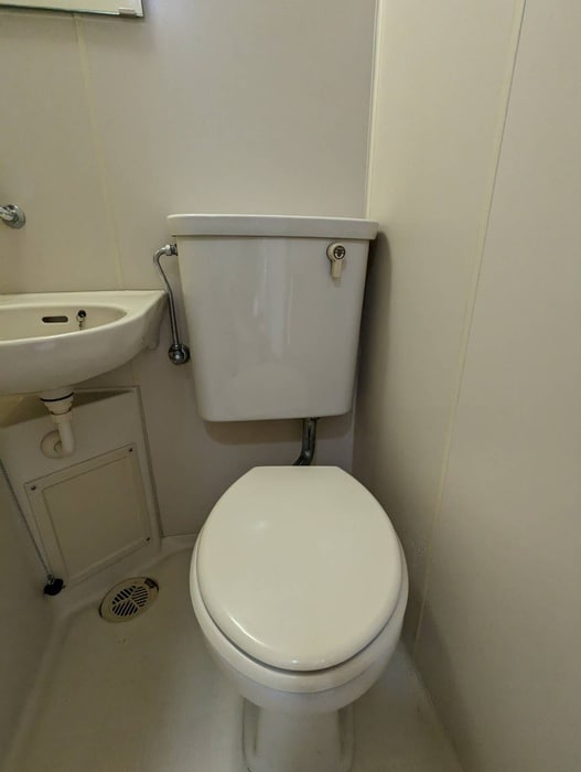 トイレ クレージェ原町