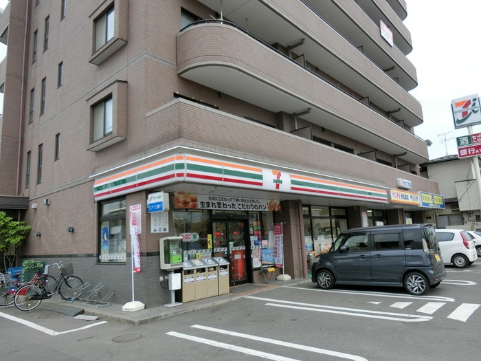 セブンイレブン仙台沖野小学校前店(コンビニ)まで350m レオパレス沖野第３