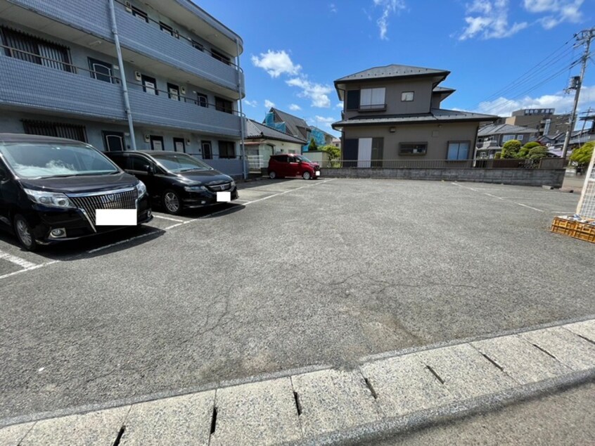 駐車場 センチュリーヤマト