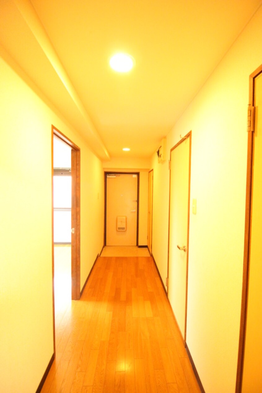 廊下 センチュリーヤマト