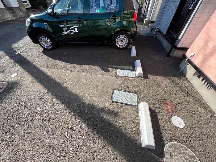 駐車場 Roissy DECO