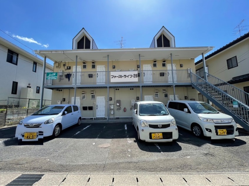 エントランス部分 ファーストライフ２８