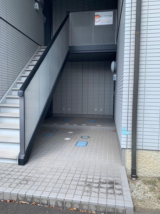 エントランス部分 ヌーヴェルサンタナール