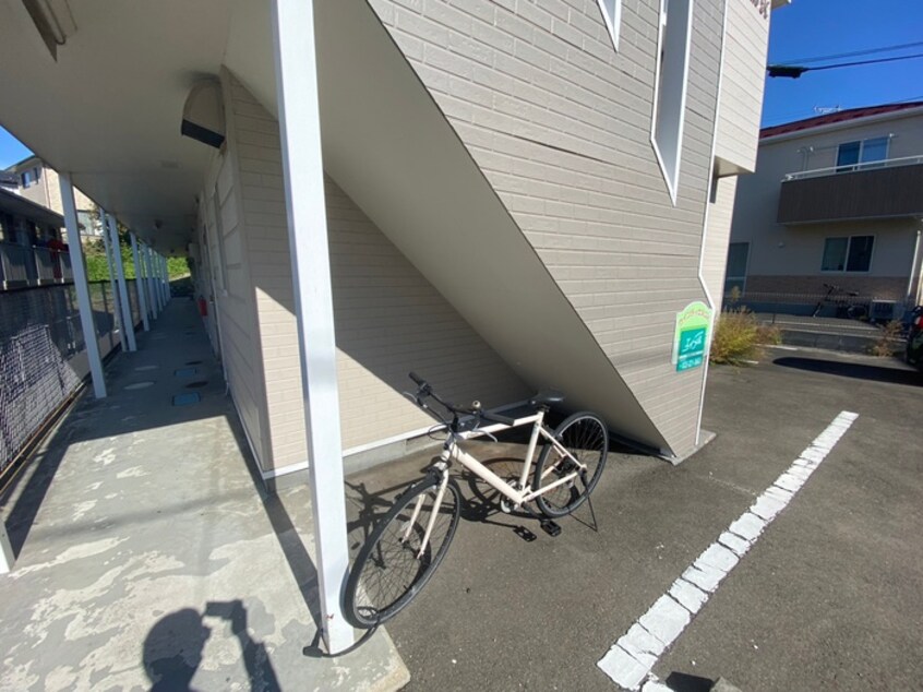 駐輪場 ウィンディヒルズK