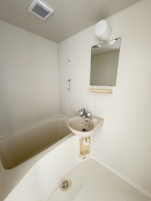 バス／シャワールーム等 アリスト