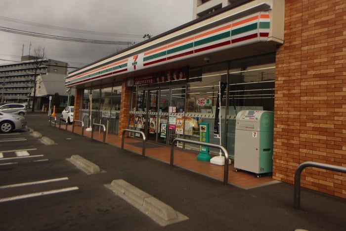 セブンイレブン仙台泉区役所前店(コンビニ)まで500m REGALEST泉中央