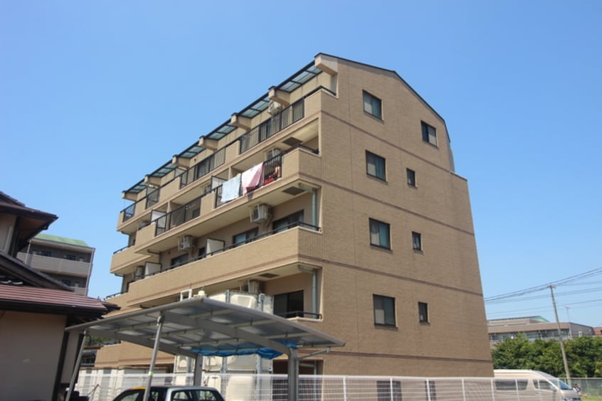 外観写真 アバンサール泉中央