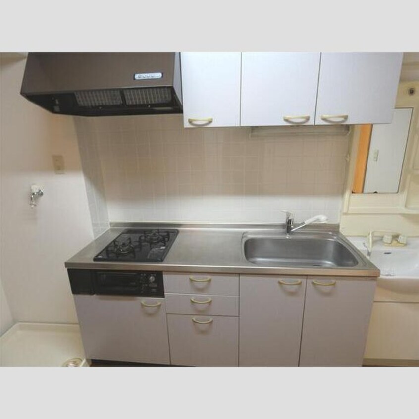 キッチン アバンサール泉中央