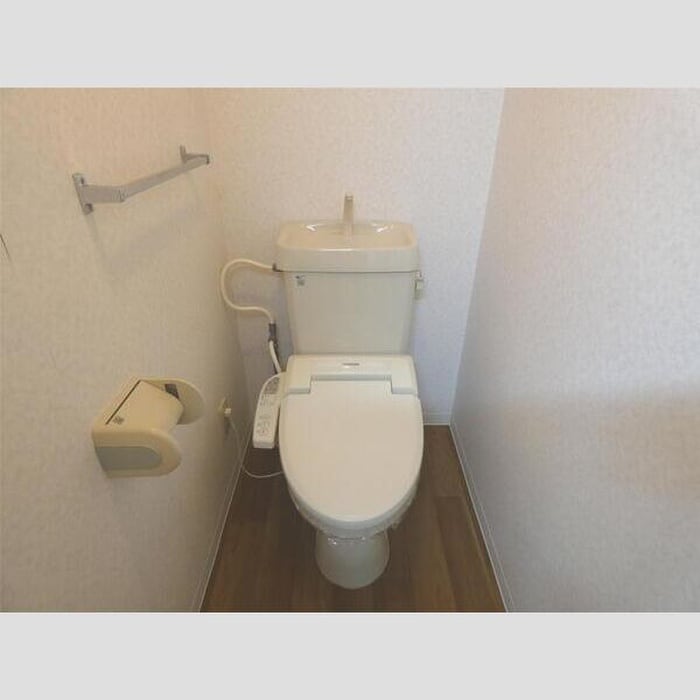 トイレ アバンサール泉中央