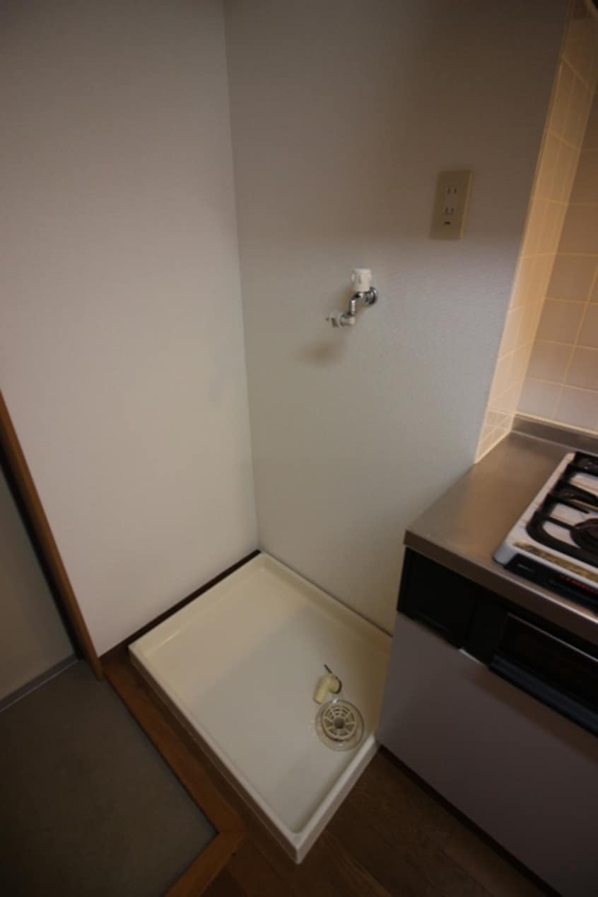 洗濯機置場 アバンサール泉中央