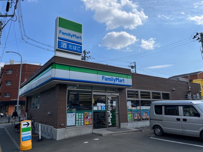 ファミリーマート　宮町四丁目店(コンビニ)まで350m シャトウ福沢2号館