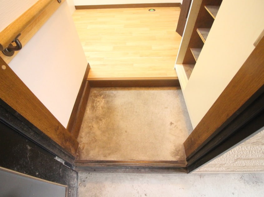 玄関 Ｃｕｂｂｙ2番館