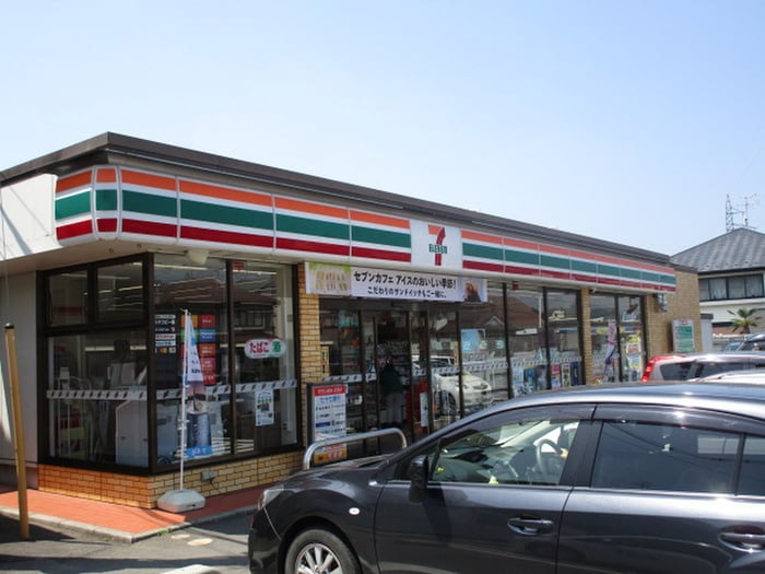 セブンイレブン(コンビニ)まで242m Ｃｕｂｂｙ2番館