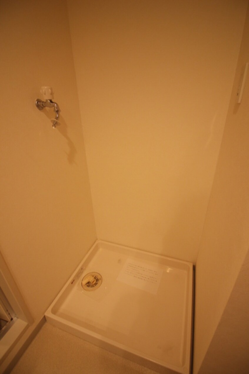 洗濯機置場 ガ－デンスクエア泉