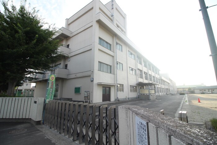 仙台市立中野中学校(中学校/中等教育学校)まで460m 福室アベニュー