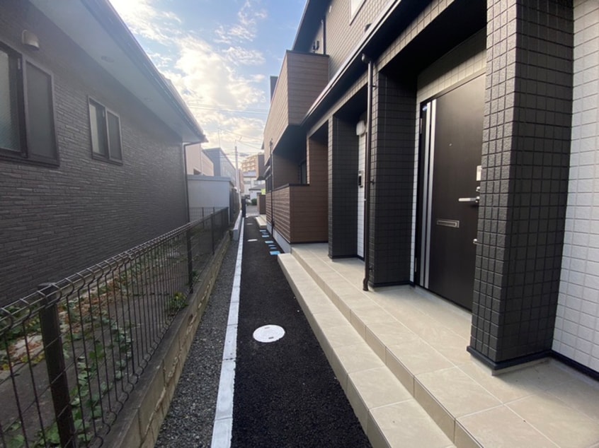 エントランス部分 八軒ヴィラ