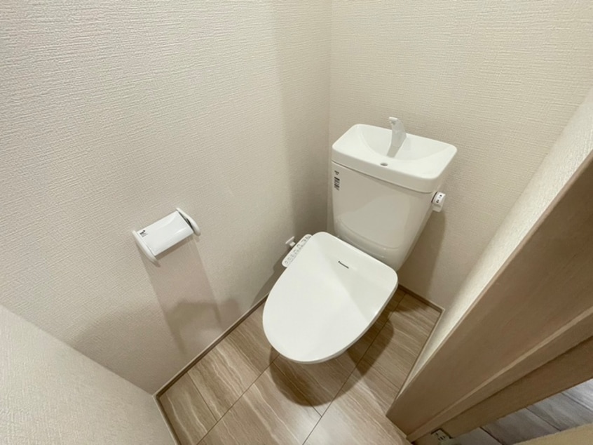 トイレ メトロコート六丁の目