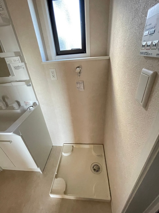 洗濯機置場 アンレーヴ吉岡A