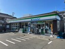 ファミリーマート 泉七北田店(コンビニ)まで400m グリーンハピー泉中央