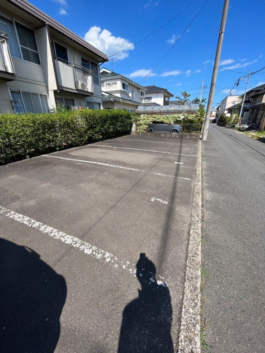駐車場 メゾンコスモ