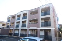 マ－ベラス・トミザワ