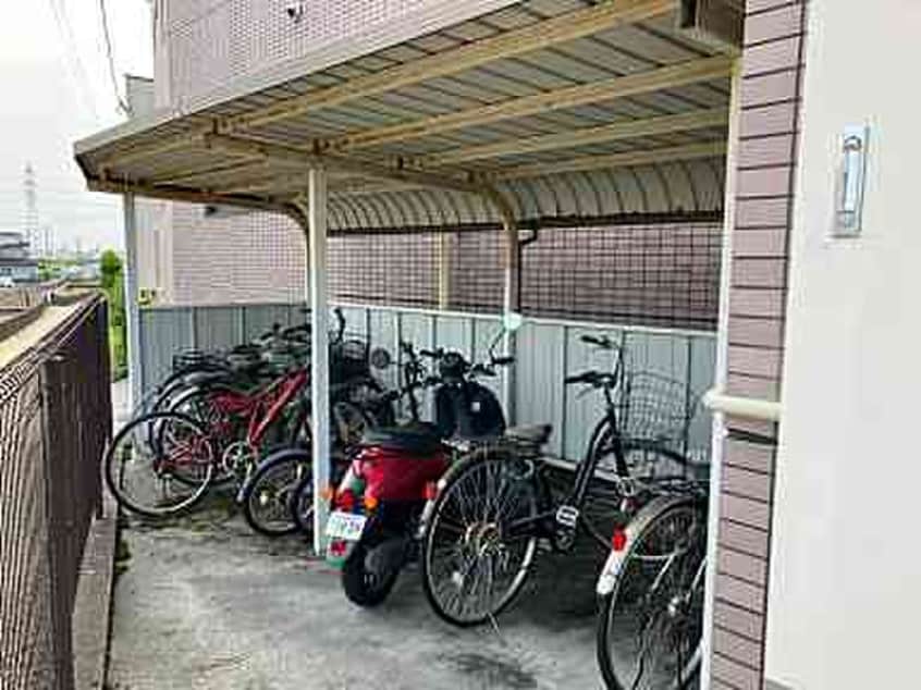 駐輪場 平成レジデンス