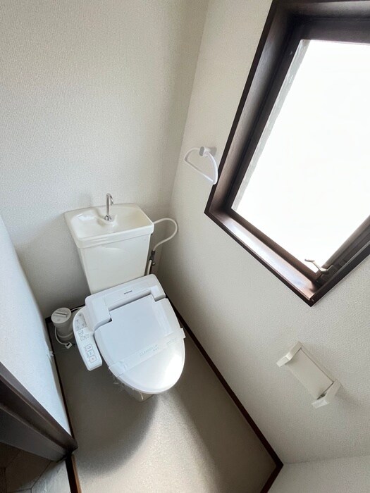 トイレ ｱｸﾃｨﾌﾞﾊﾟﾚｽ百合ヶ丘B-7