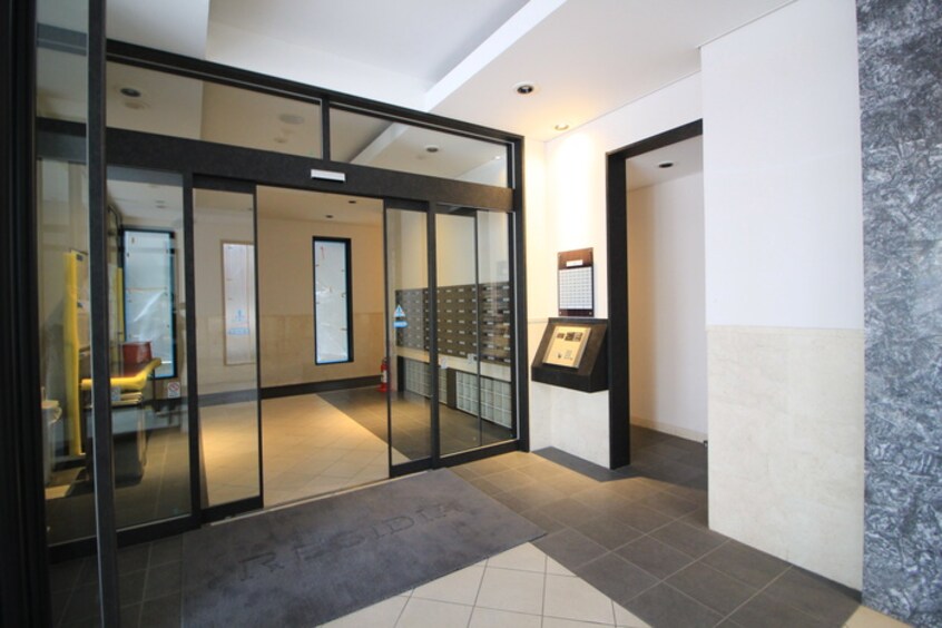 エントランス部分 レジディア榴岡ウエスト棟