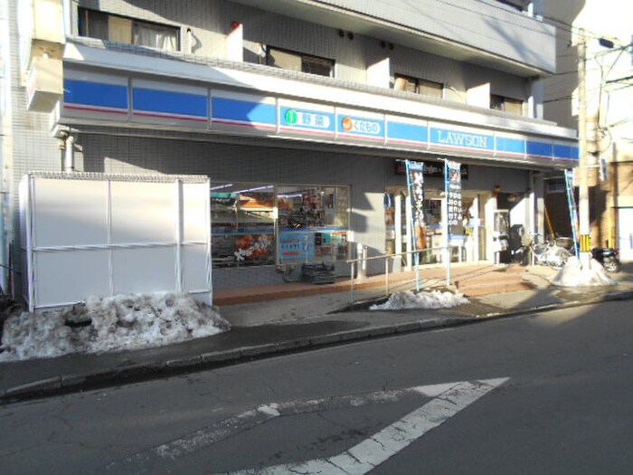 ローソン仙台立町店(コンビニ)まで149m エスパシオ立町