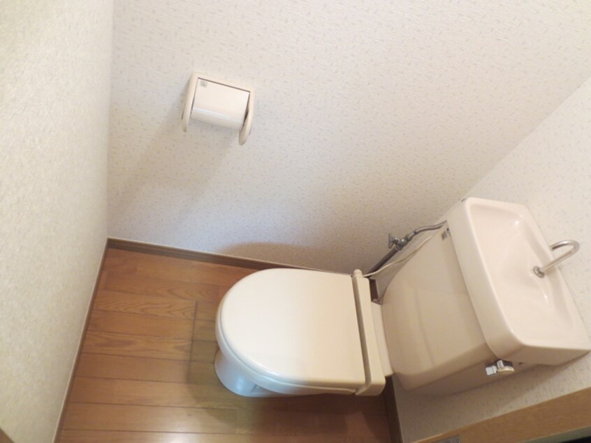 トイレ コーポ川原