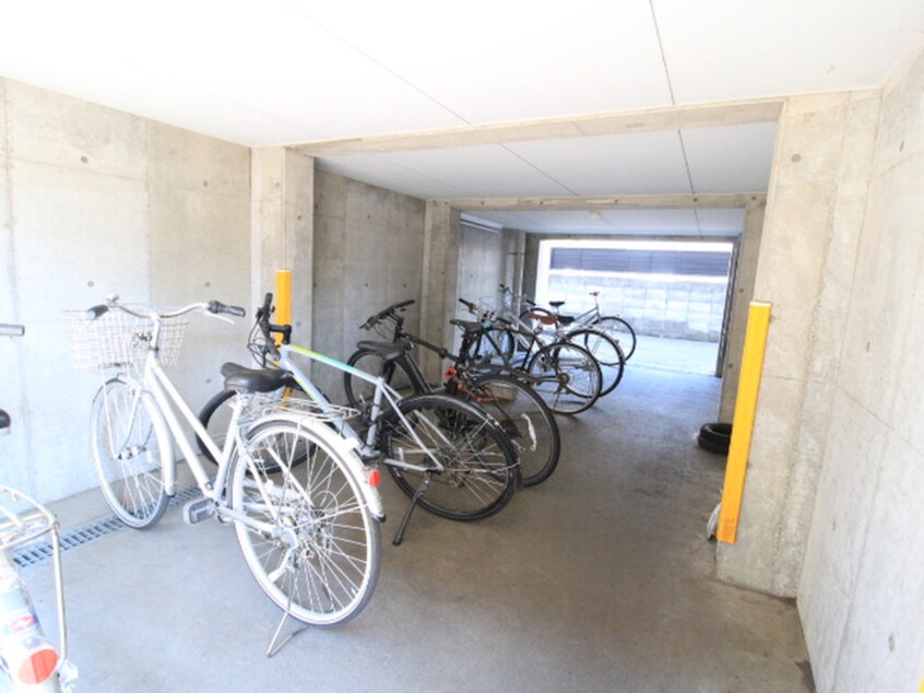 駐輪場 エクステリアＪＩＮ川内